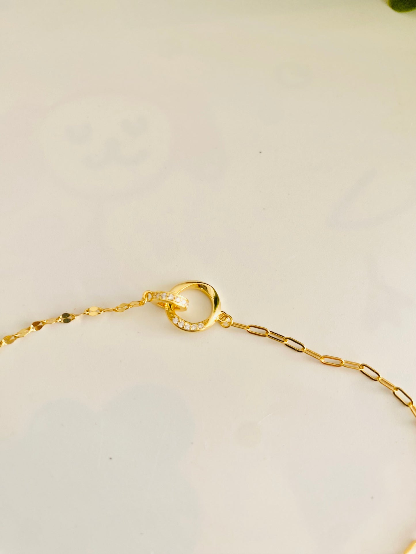 Bracelet en argent 925 avec chaîne en or et cercles entrelacés