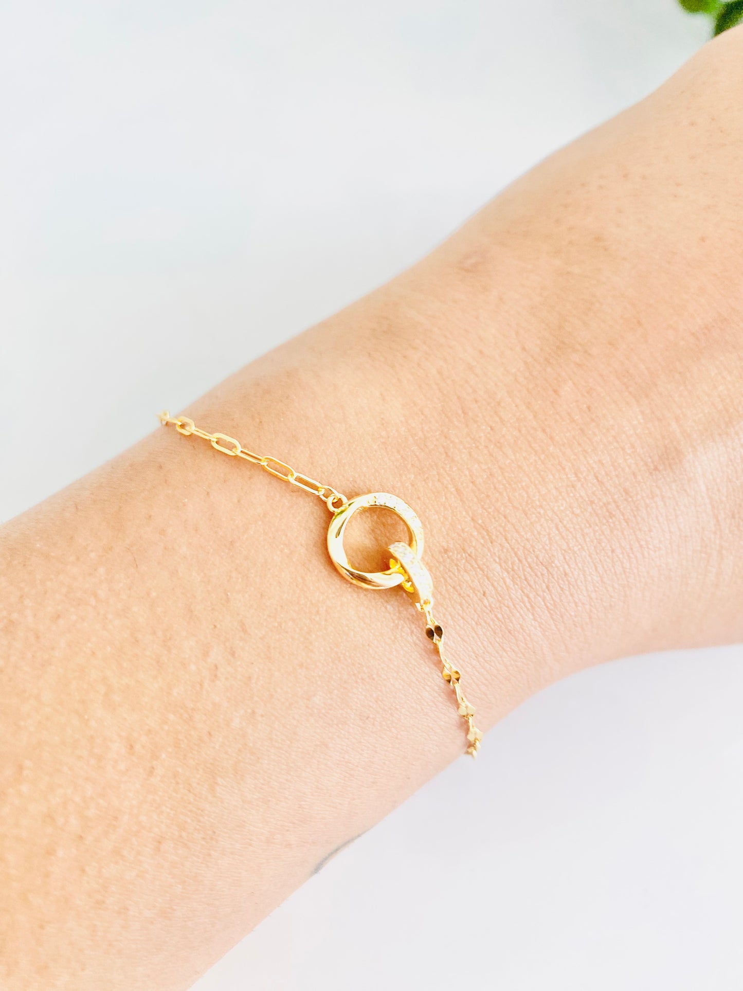 Bracelet en argent 925 avec chaîne en or et cercles entrelacés