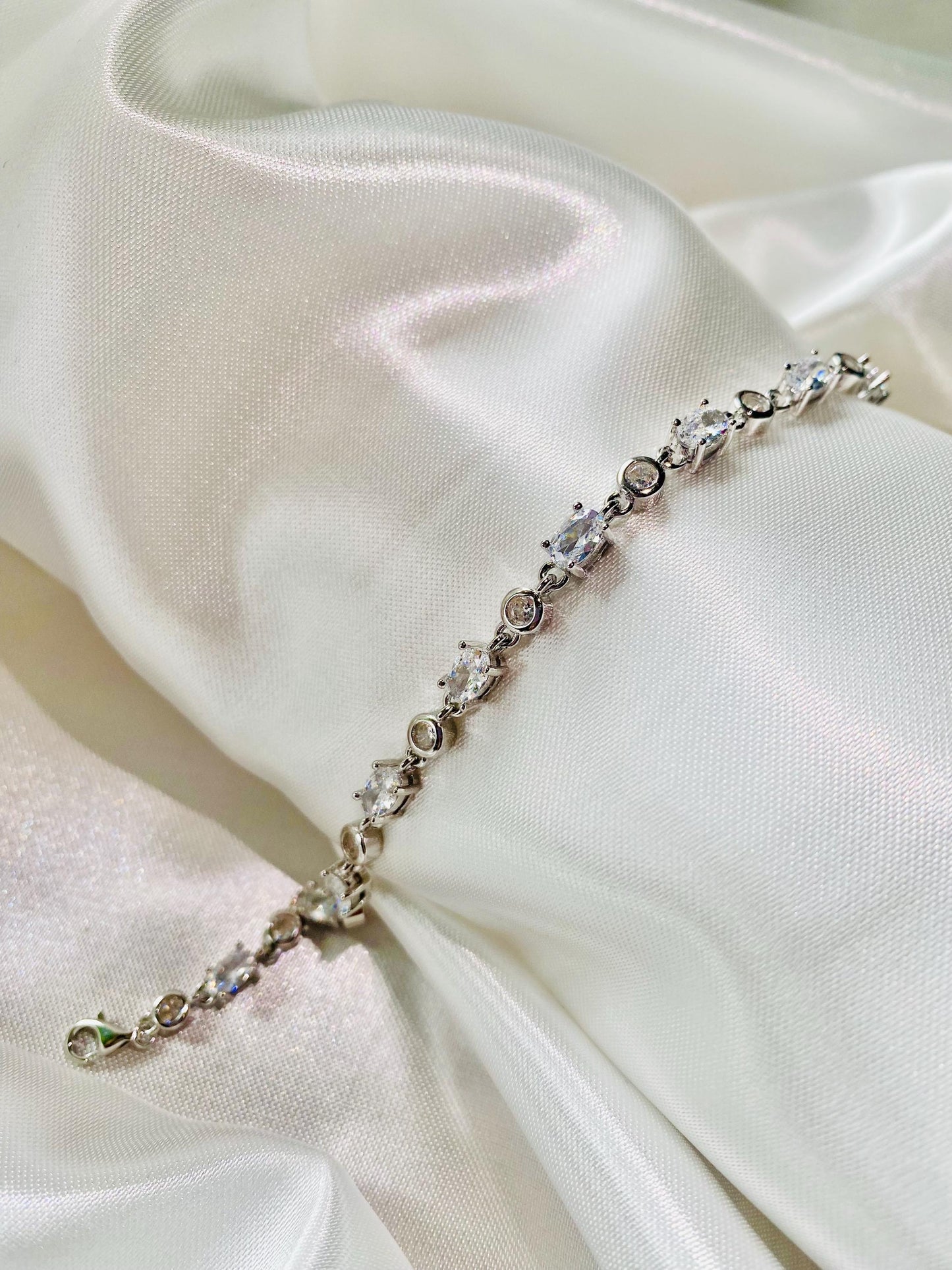 Bracelet Grace en argent, argent, bracelet chaîne, argent 925, bracelet pour femme, femmes, cadeaux uniques pour elle, cadeaux