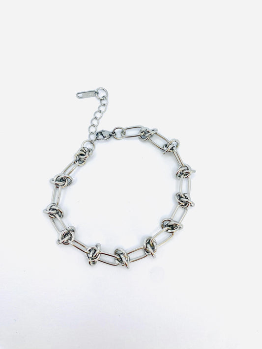 Charming Chain Bracelet: 18K Plated Stainless Steel, Unisex
