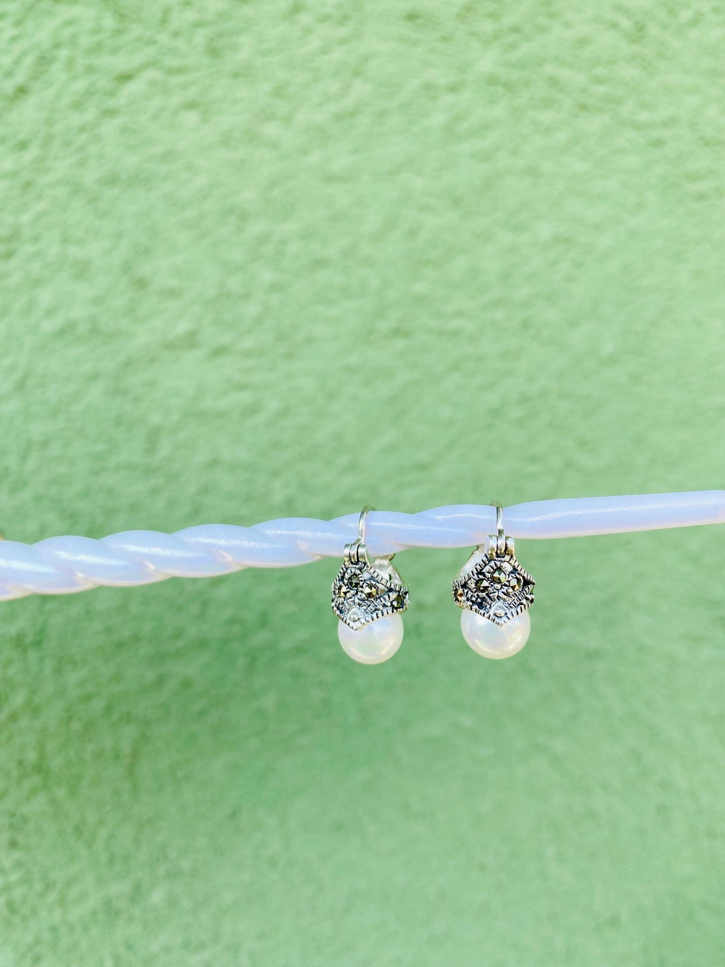 Boucles d'oreilles Noor Créoles minimalistes en argent sterling 925