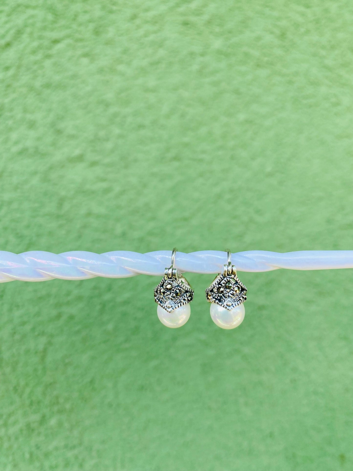 Boucles d'oreilles Noor Créoles minimalistes en argent sterling 925
