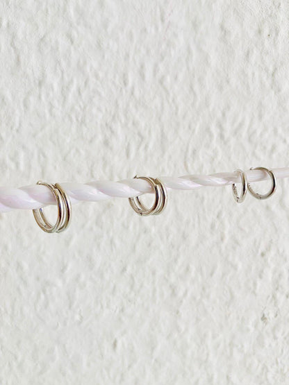 Boucles d'oreilles créoles Huggie Basic en argent 925 pour femme, plaquées or 18 carats, pour piercing du lobe de l'oreille ou du cartilage, cadeaux pour elle.