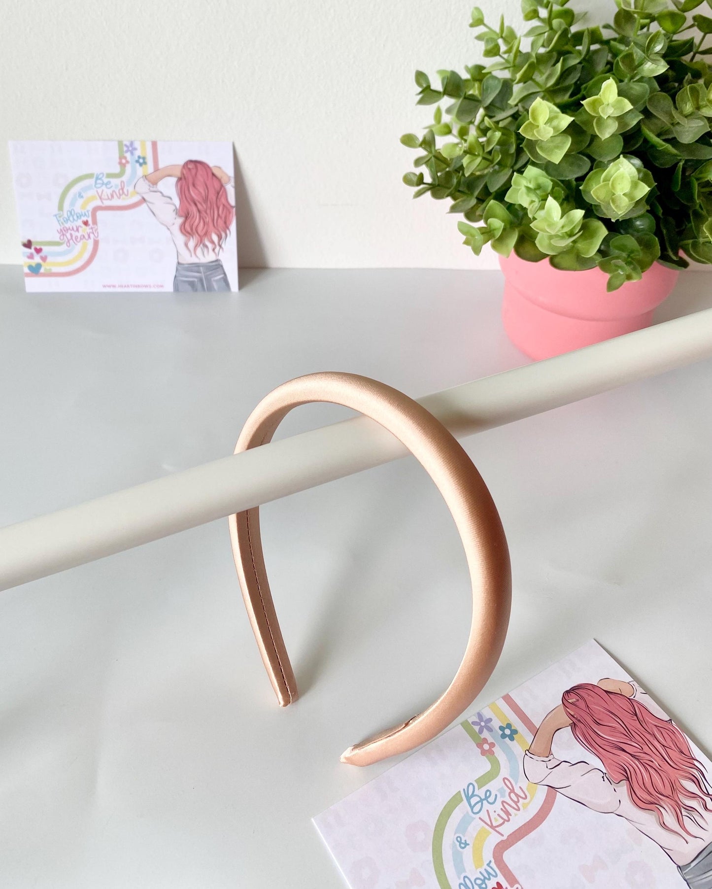 Silk Padded Hairband: Slim Unisex Headband - Heart in Bows