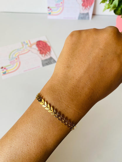 Gold Leaf Bracelet: Stainless Steel Chain, Minimalist Style