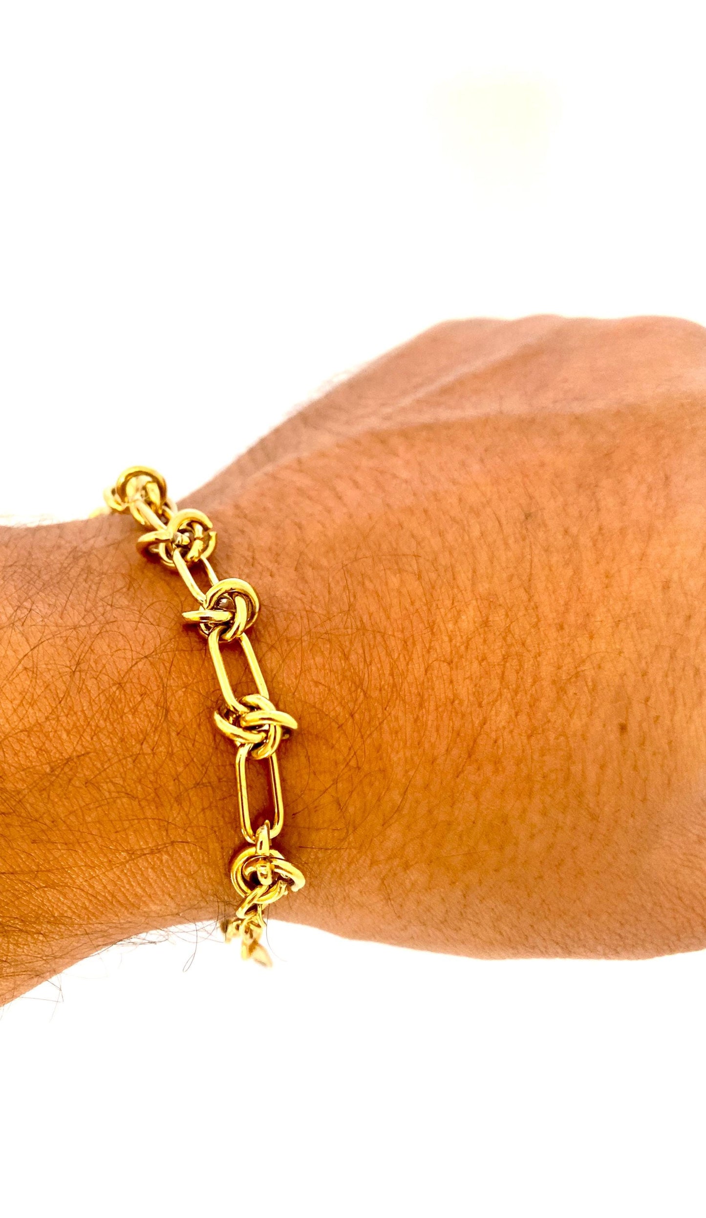 Charming Chain Bracelet: 18K Plated Stainless Steel, Unisex
