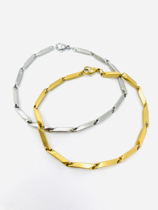 Ash & Alloy Chain Bracelet: 18K Plated Stainless Steel, Unisex