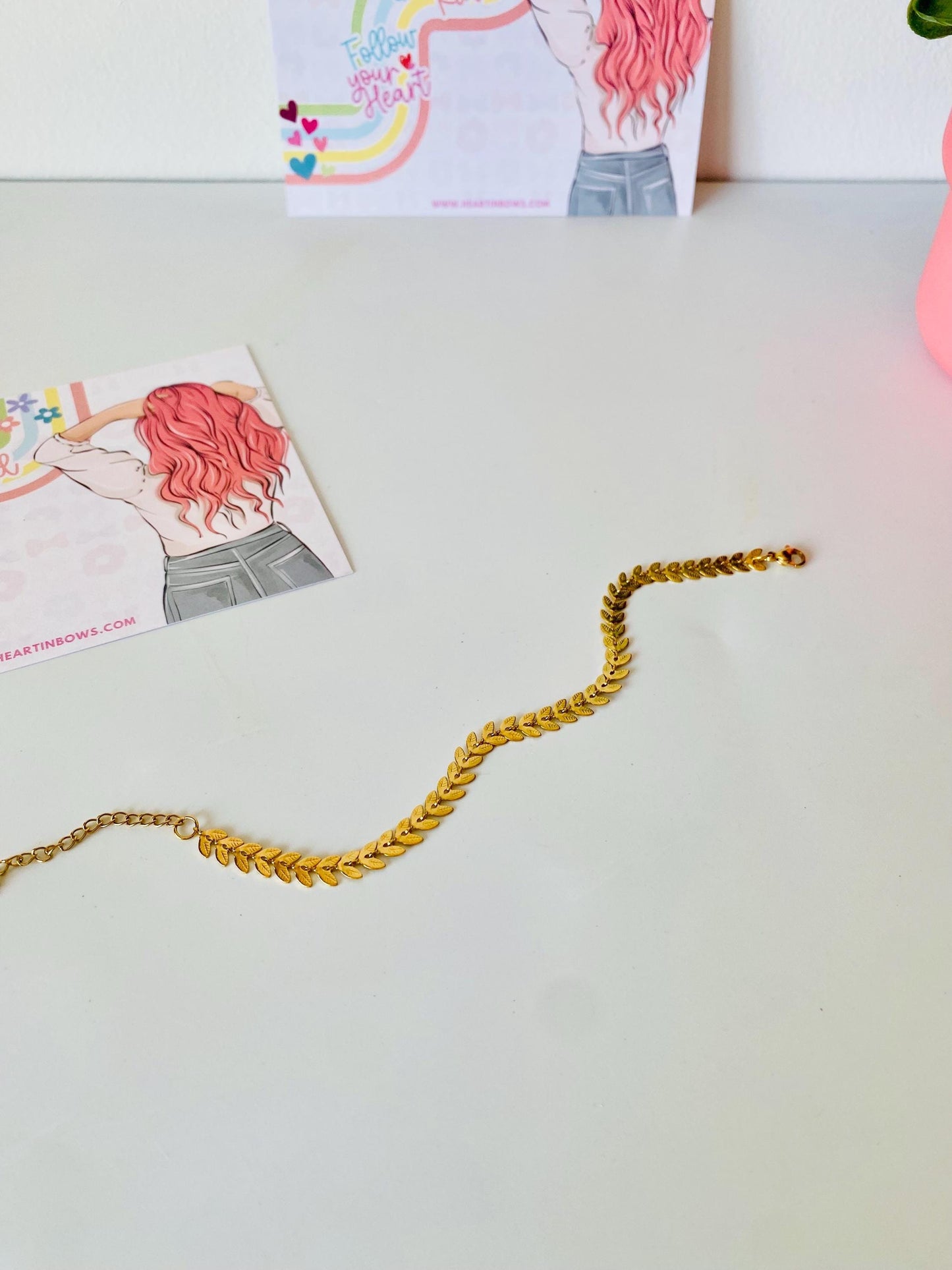 Gold Leaf Bracelet: Stainless Steel Chain, Minimalist Style